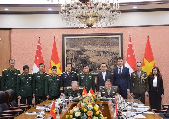 Việt Nam - Singapore hợp tác hỗ trợ nhân đạo và cứu trợ thảm họa