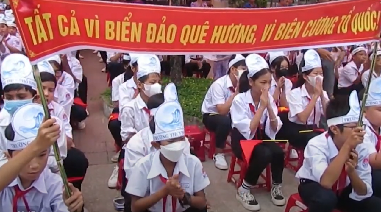 Bồi đắp tình yêu biển đảo, chủ quyền tổ quốc cho học sinh