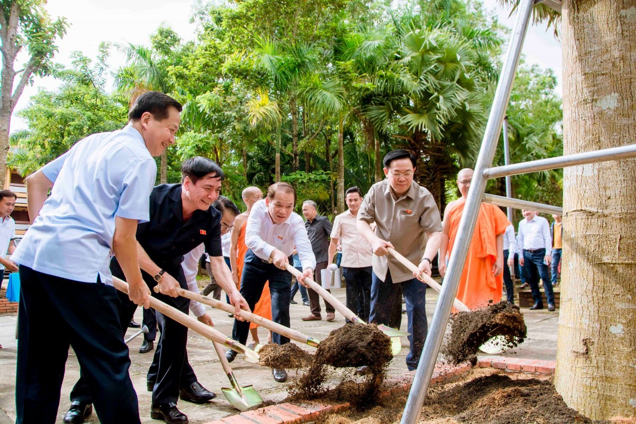 Quan tâm hỗ trợ, tạo sinh kế bền vững cho đồng bào Khmer
