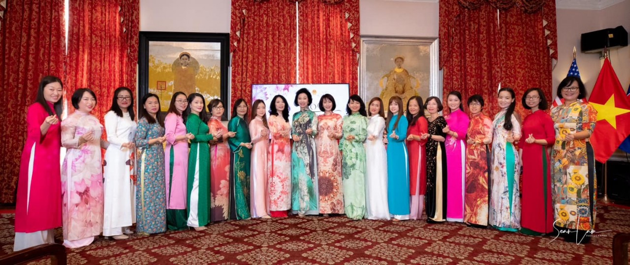 Tôn vinh áo dài Việt Nam tại Washington DC, Mỹ