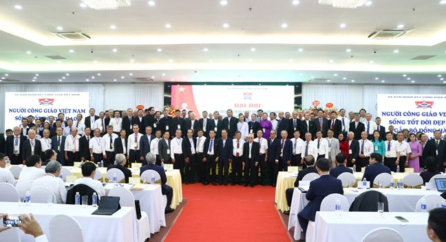 Ra mắt Uỷ viên Trung ương Uỷ ban Đoàn kết Công giáo Việt Nam nhiệm kỳ 2023-2028.