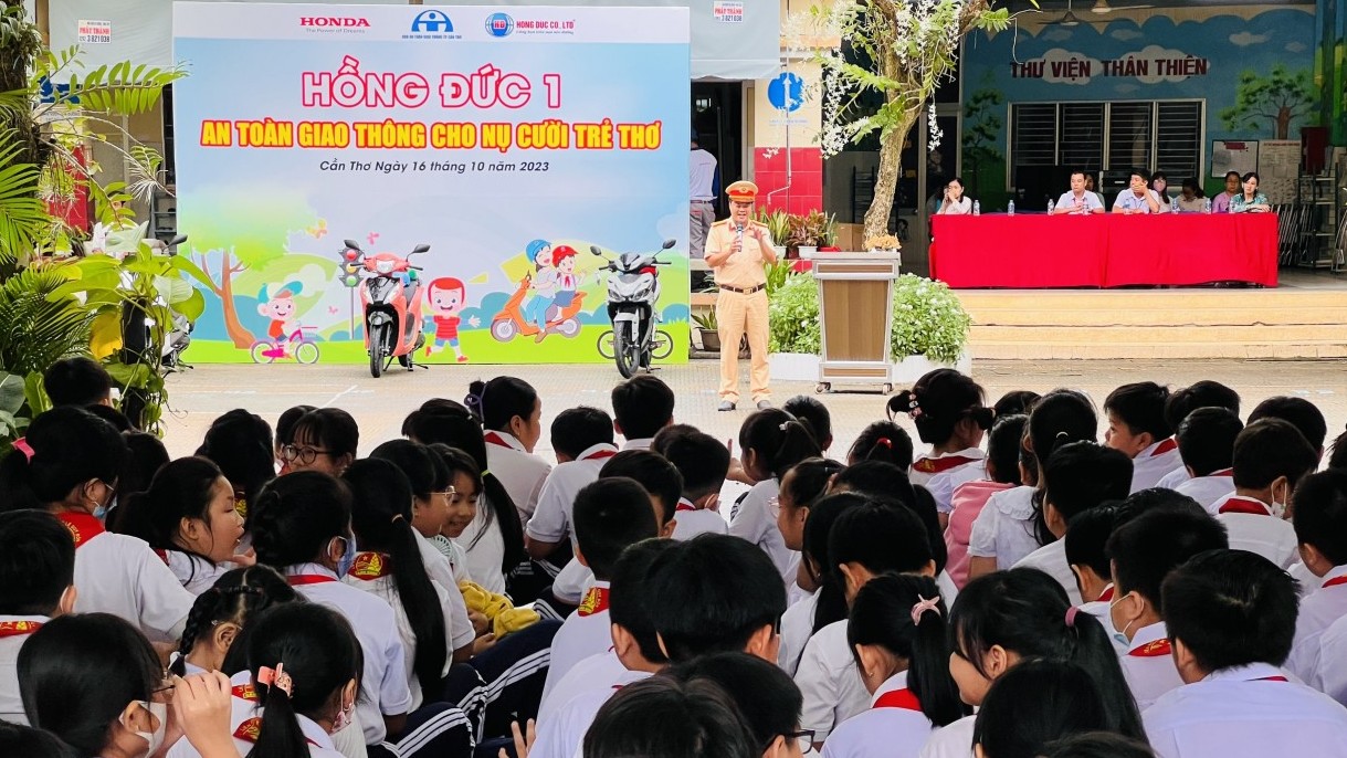 Cần Thơ chú trọng tuyên truyền, giáo dục an toàn giao thông trong học đường
