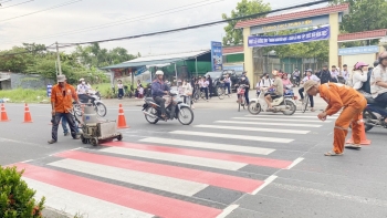 Cần Thơ: Khắc phục nhiều điểm mất an toàn giao thông trước cổng trường học