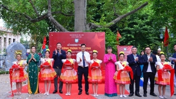 Khánh thành công trình tôn vinh kỳ tích ngoại giao thời đại Hồ Chí Minh