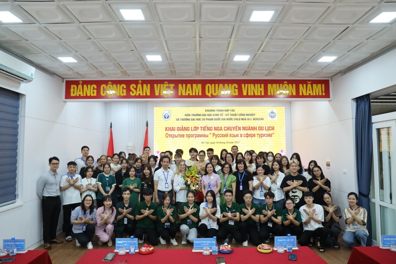 Thêm cơ hội học tiếng Nga chuyên ngành tại Việt Nam