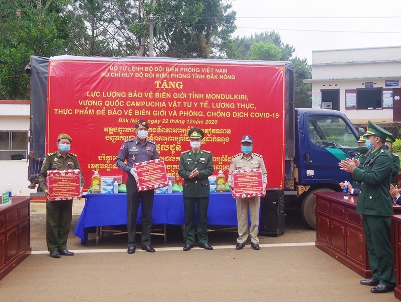 Đối ngoại biên phòng góp phần xây dựng biên giới hòa bình, hữu nghị, hợp tác cùng phát triển