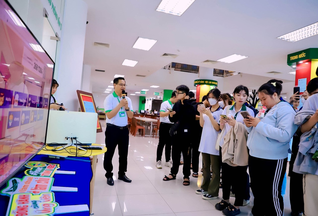 Hơn 16.800 vị trí việc làm trống cần tuyển lao động tại các tỉnh, thành phía Nam