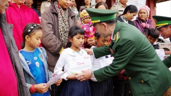 Nhiều hoạt động thiết thực vun đắp tình hữu nghị Đắk Nông - Mondulkiri
