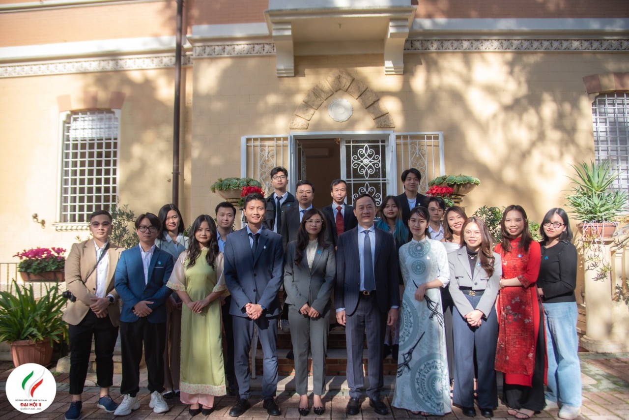Tăng cường quảng bá hình ảnh Việt Nam đến bạn bè Italia