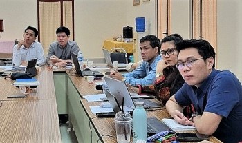 Đào tạo bồi dưỡng phương pháp nghiên cứu quan hệ quốc tế cho cán bộ Lào