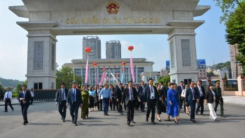 Lào Cai (Việt Nam) - Vân Nam (Trung Quốc) hợp tác thương mại, quản lý biên giới