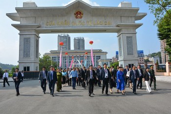 Lào Cai (Việt Nam) - Vân Nam (Trung Quốc) hợp tác thương mại, quản lý biên giới