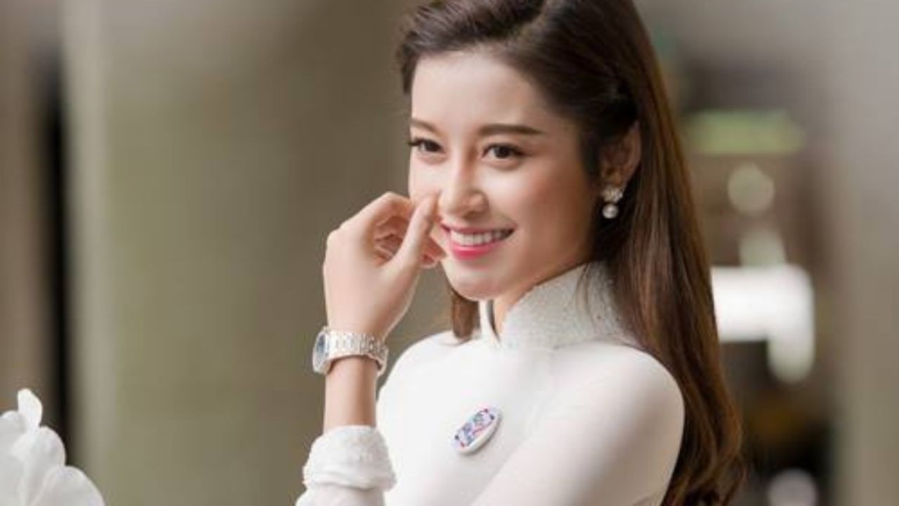 Tử vi hôm nay 12 cung hoàng đạo 15/11/2023: Bọ Cạp may mắn ngập tràn