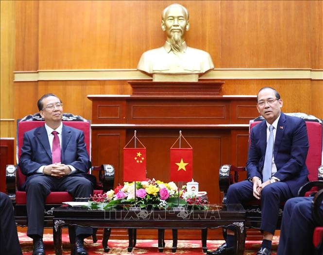 Cụ thể hóa hoạt động giao lưu nhân dân biên giới Việt Nam - Trung Quốc