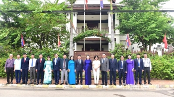 Tuyên Quang - Xiêng Khoảng: Thắm tình đoàn kết