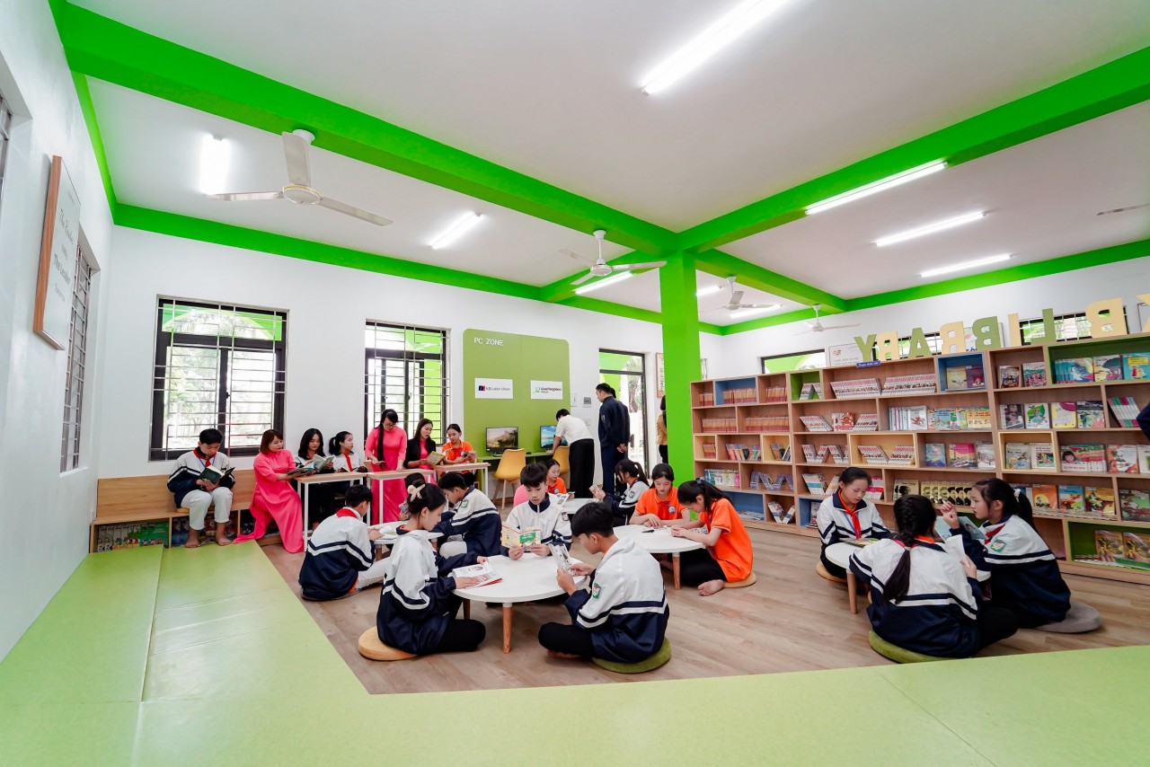 Khánh thành và kí kết thoả thuận hợp tác dự án Thư viện KB tại Tuyên Quang