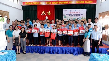 Đại học Keimyung Hàn Quốc và FHF cung cấp học bổng và dịch vụ khúc xạ tại Đà Nẵng