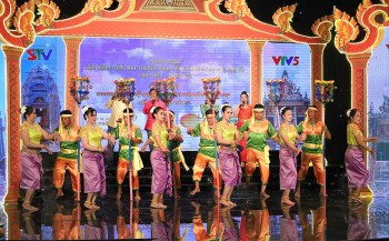 100 ca sĩ, nhạc công tham gia Liên hoan tiếng hát truyền hình tiếng Khmer khu vực Nam Bộ