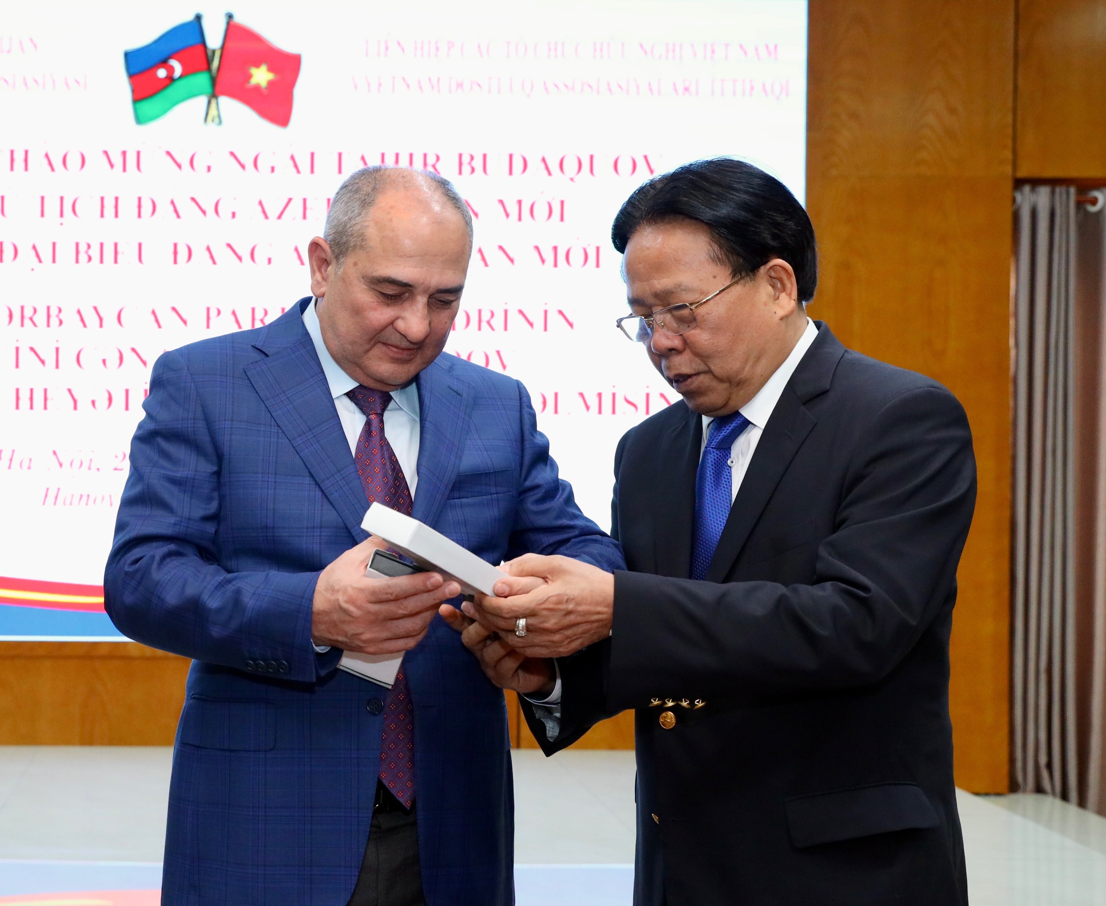 Cựu sinh viên vun đắp cây hữu nghị Azerbaijan-Việt Nam