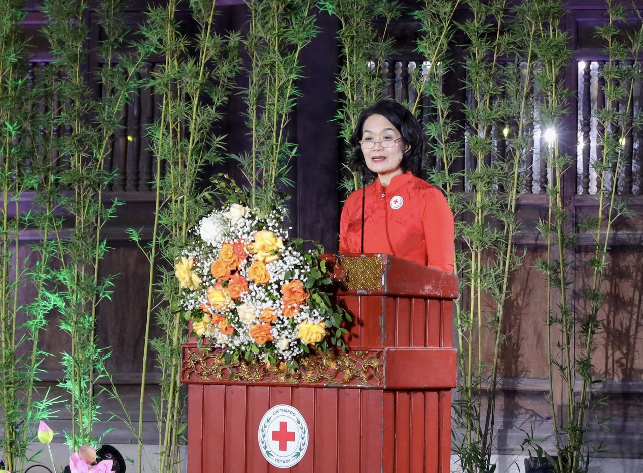 Hội Chữ thập đỏ Việt Nam vận động 1,2 triệu suất quà đón “Tết nhân ái 2024”