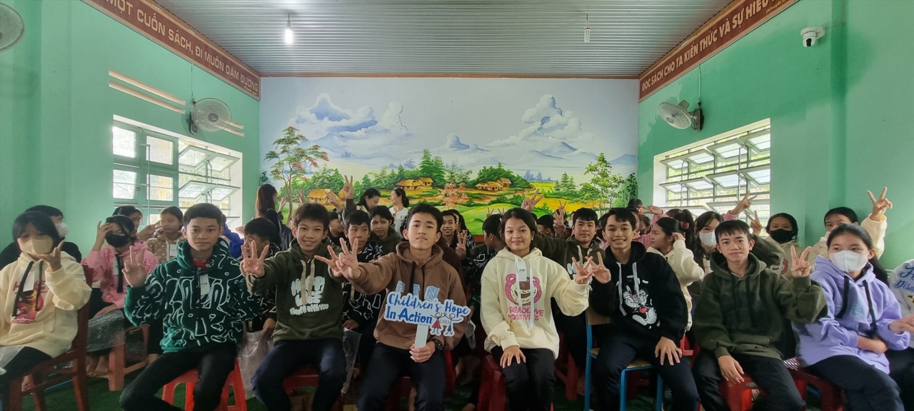 Các em học sinh tham gia tập huấn.