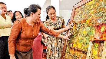 Thúc đẩy hợp tác địa phương Hà Nội - Viêng Chăn