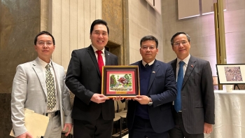 su kien van hoa dac biet ky niem 50 nam thiet lap quan he ngoai giao viet nam canada