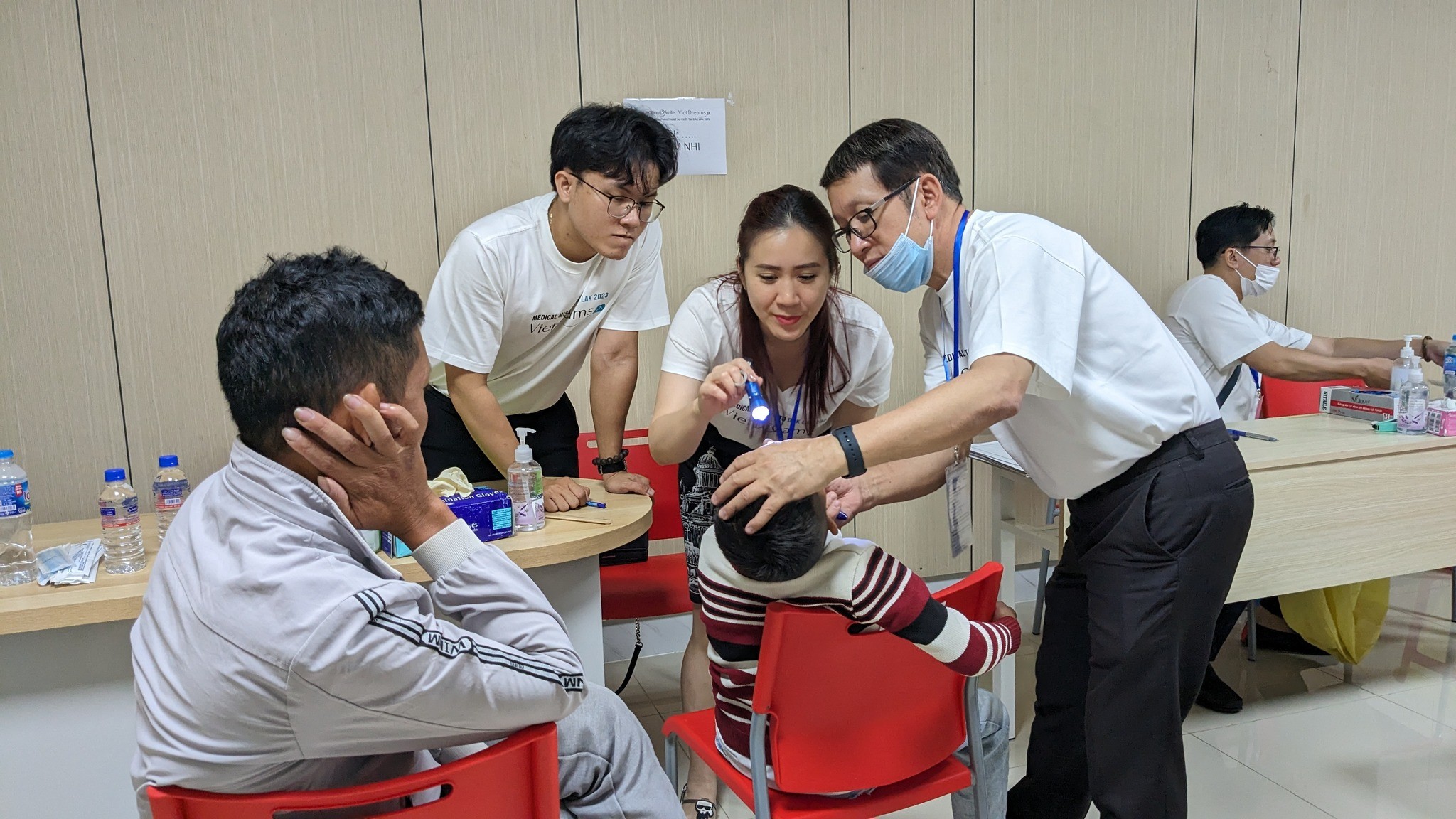 Những người bạn Hoa Kỳ đồng hành với Việt Nam