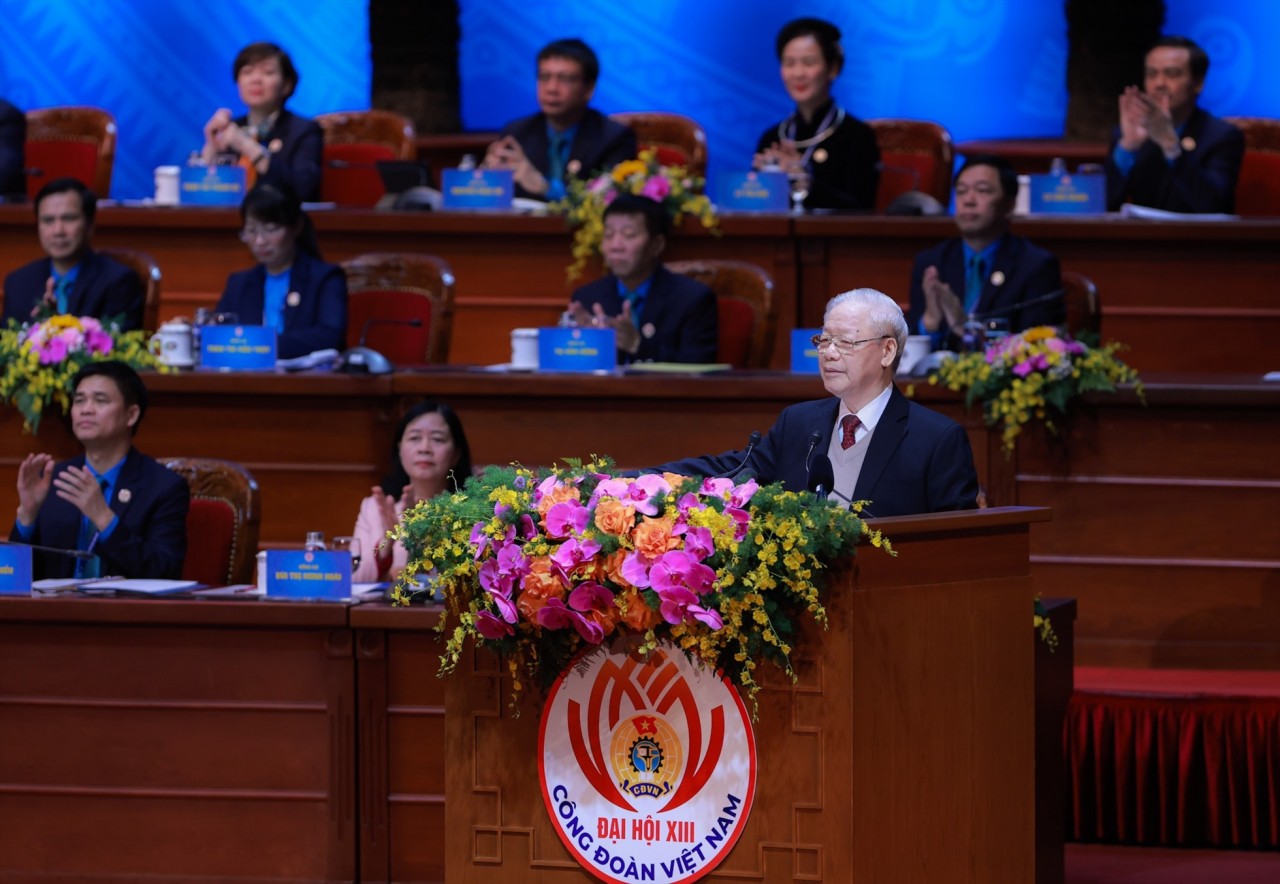 Phiên họp trọng thể của Đại hội.