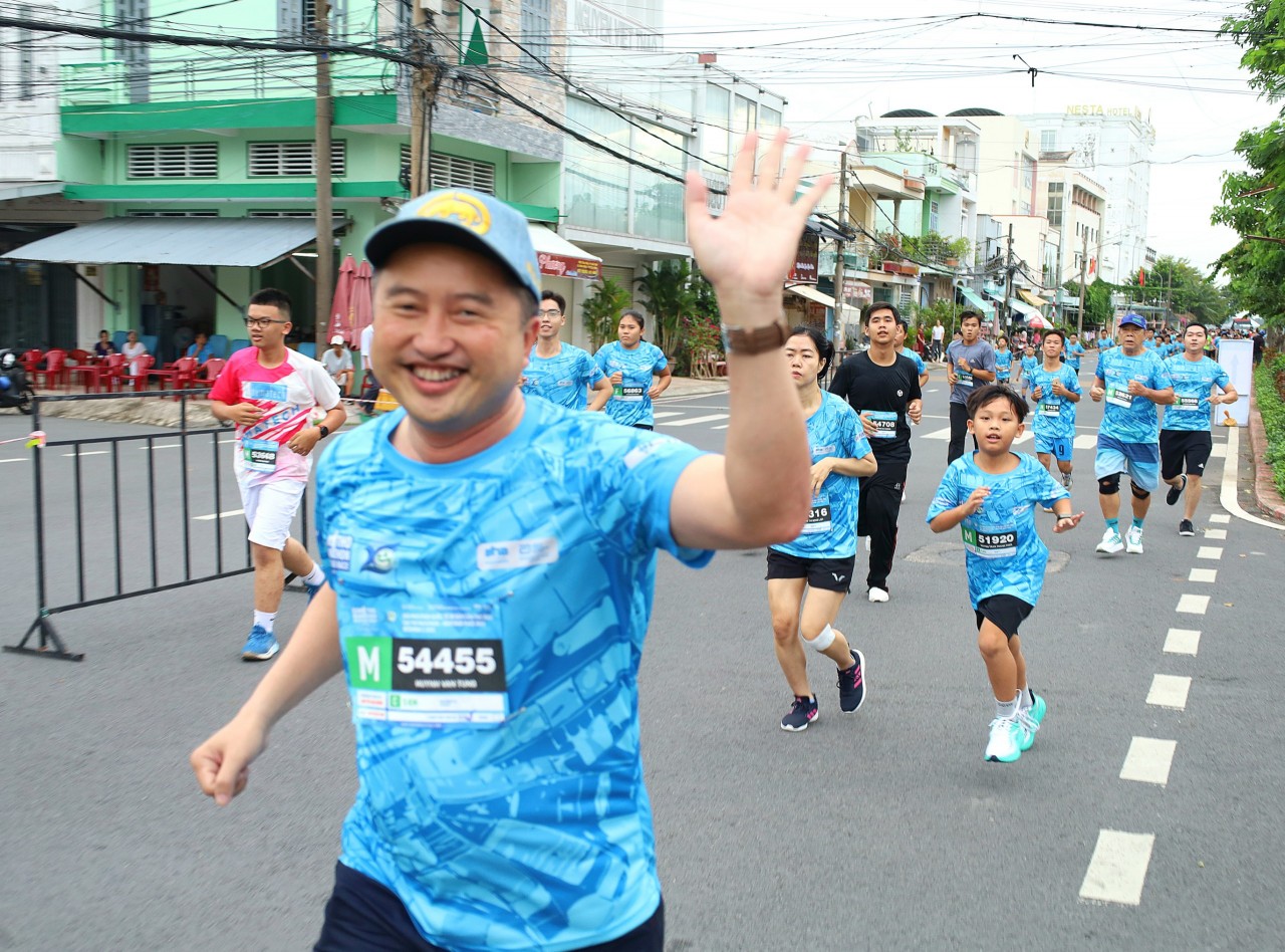 Khai mạc giải Marathon Quốc tế Di sản Cần Thơ 2023: mở rộng cộng đồng chạy đường dài trong và ngoài nước
