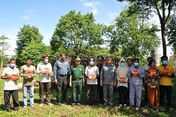 tao sinh ke cho nguoi dan ngheo campuchia hoat dong thiet thuc hieu qua