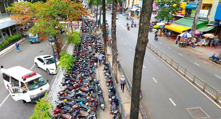 2 mô hình tránh thất thoát thu phí sử dụng tạm thời lòng đường, vỉa hè 2 mô hình tránh thất thoát thu phí sử dụng tạm thời lòng đường, vỉa hè