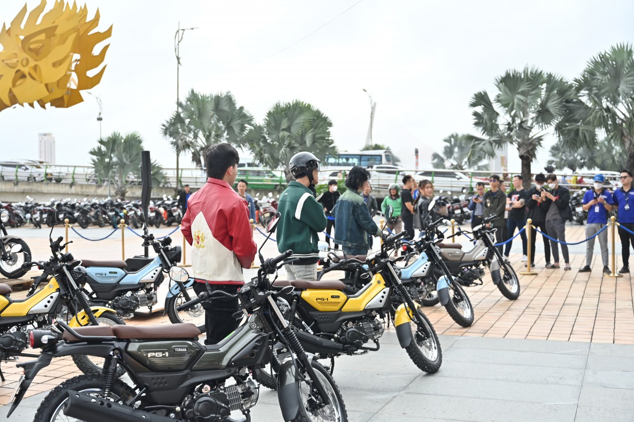 Yamaha PG-1 với màu sắc thời thượng, cá tính.