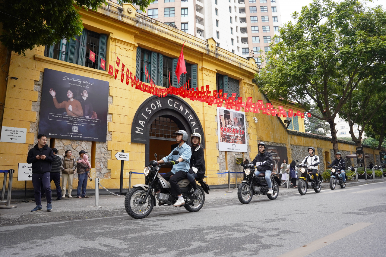 Các tín đồ đam mê “xê dịch” bắt đầu hành trình trải nghiệm đặc biệt.