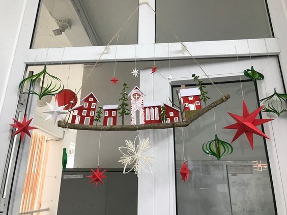 Noel 2023: Những cách trang trí Noel đầy sắc màu tại trường mầm non cho trẻ