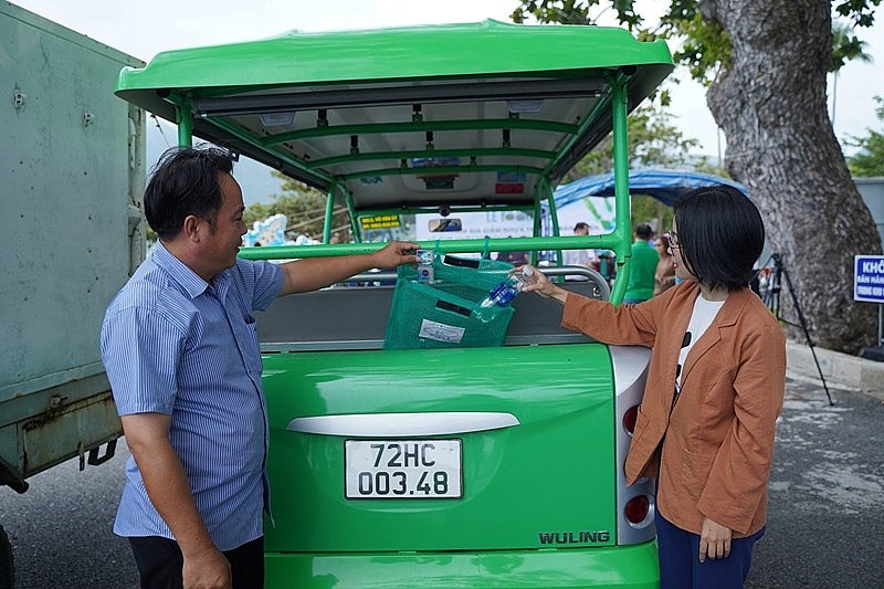 Côn Đảo chung tay giảm rác thải nhựa