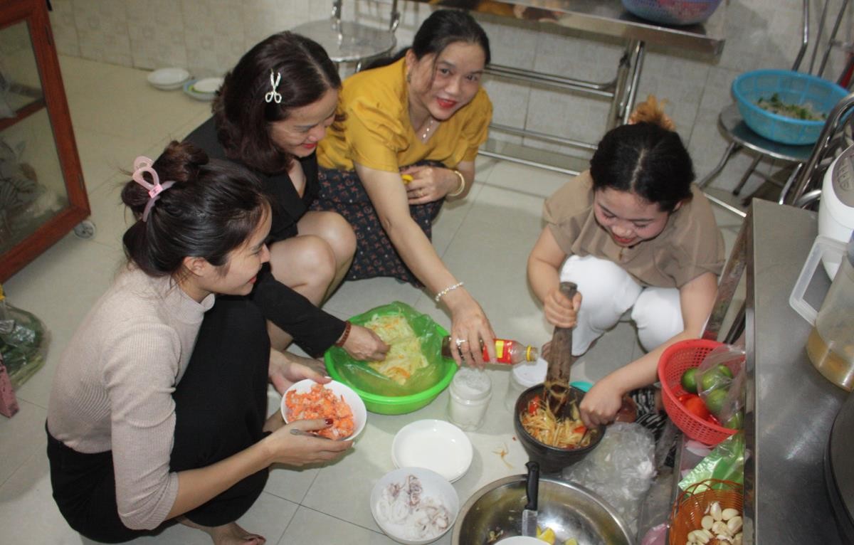 Thắm tình hữu nghị Việt - Lào