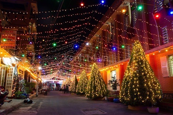 Noel 2023: Những điểm check-in giáng sinh tại Sài Gòn không thể bỏ qua