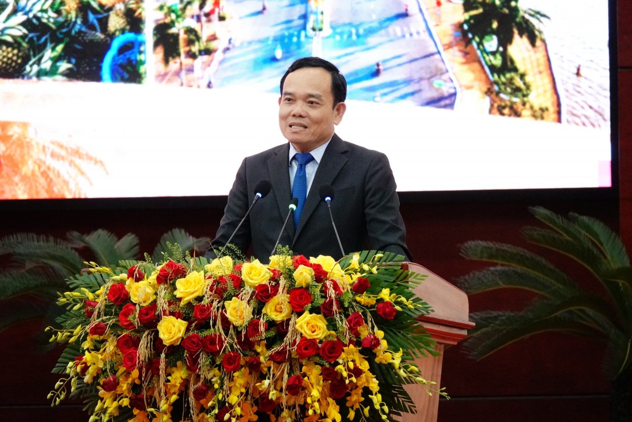 Xây dựng Hậu Giang thành trung tâm kết nối, trung chuyển hàng hóa của vùng