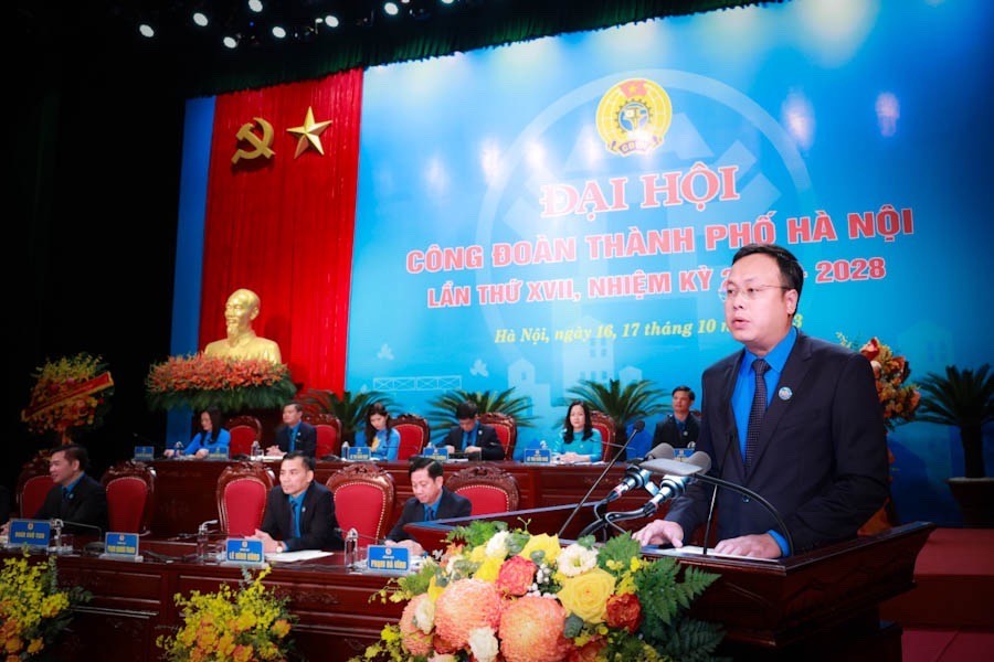 Ông Phạm Quang Thanh - Chủ tịch Liên đoàn Lao động Thành phố Hà Nội khóa XVII . Ông Phạm Quang Thanh - Chủ tịch Liên đoàn Lao động Thành phố Hà Nội khóa XVII .