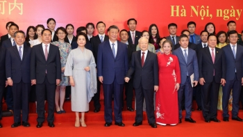 Tổng Bí thư Nguyễn Phú Trọng và Tổng Bí thư, Chủ tịch nước Trung Quốc Tập Cận Bình gặp gỡ nhân sỹ hữu nghị và thế hệ trẻ Việt Nam - Trung Quốc
