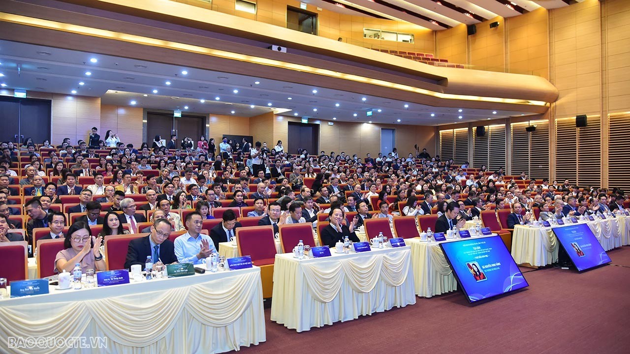 Tọa đàm giữa các Trưởng Cơ quan đại diện Việt Nam ở nước ngoài với các hiệp hội và doanh nghiệp