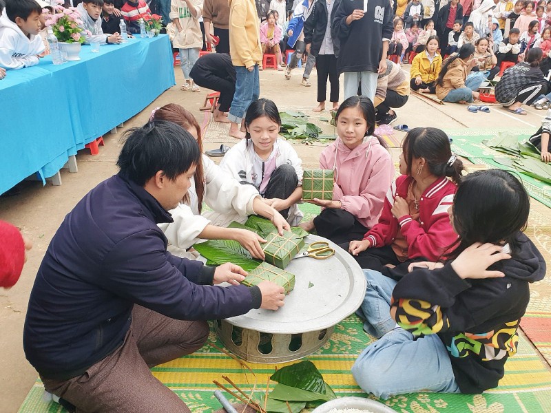 Nơi chấp cánh ước mơ cho học trò vùng khó