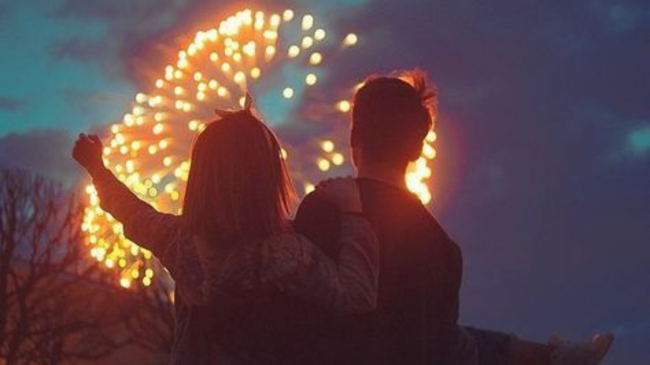 Tết Dương lịch 2024: Lời chúc Tết dương dành cho bạn gái ngọt ngào, ý nghĩa