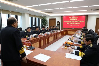 Bồi dưỡng niềm tin yêu với biển, đảo và bộ đội Hải quân