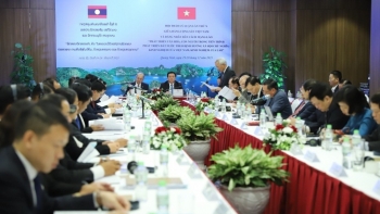 Việt Nam - Lào hợp tác nghiên cứu lý luận về phát triển văn hóa và con người