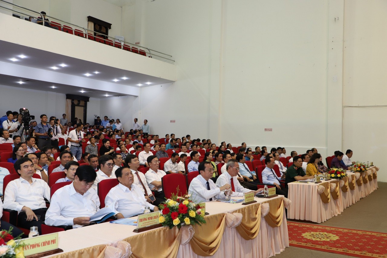 Xây dựng Bạc Liêu phát triển toàn diện kinh tế biển