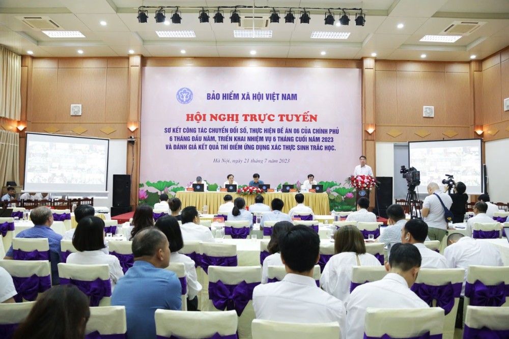 Chuyển đổi số là nhiệm vụ trọng tâm, xuyên suốt của Ngành BHXH