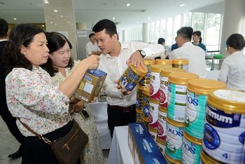 Vinamilk đồng hành cùng câu lạc bộ điều dưỡng trưởng Việt Nam tập huấn chăm sóc dinh dưỡng bệnh lý cho người bệnh