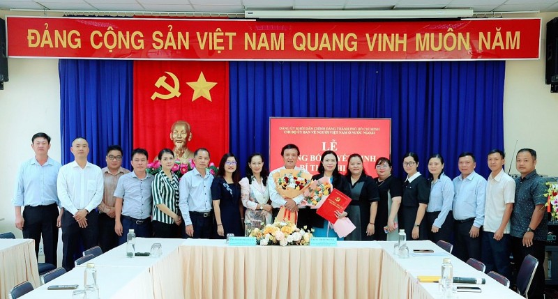 Bà Vũ Thị Huỳnh Mai làm Bí thư Chi bộ Ủy ban về Người Việt Nam ở nước ngoài TPHCM